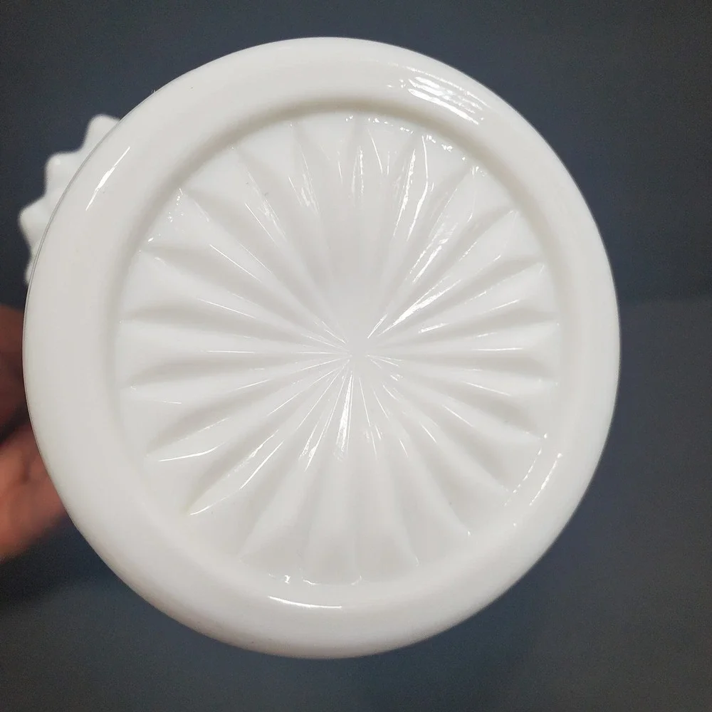 Fenton Milk Glass‎ Basket Home Decor Medium White Diamond Lace Hobnail